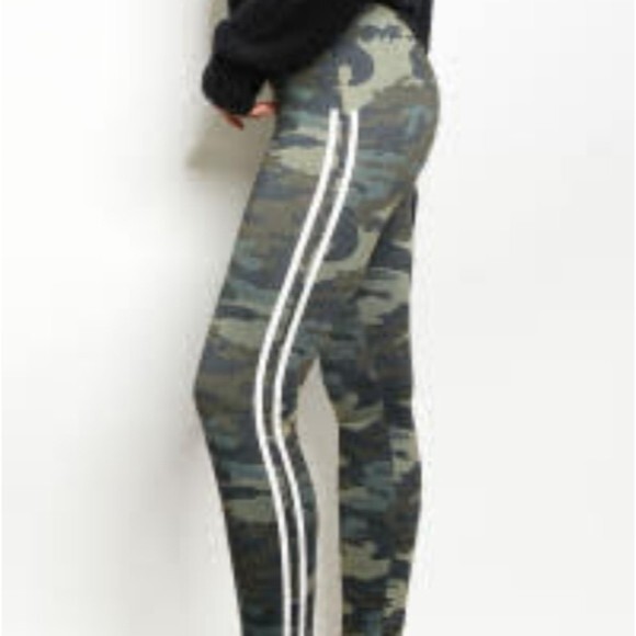 Camo Fleece Leggings S - Picture 3 of 4